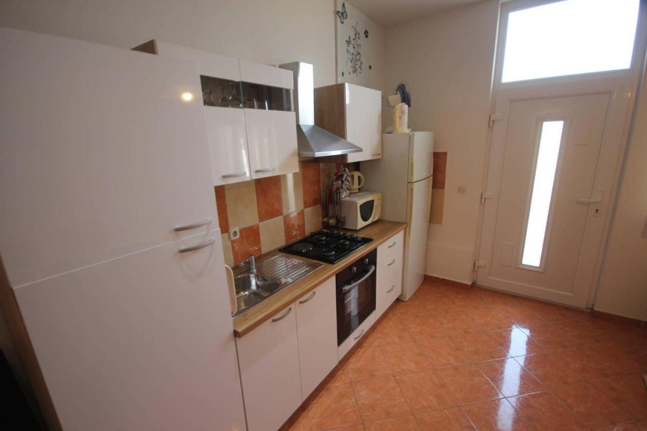Family Apartment Mirela Borik ザダル エクステリア 写真
